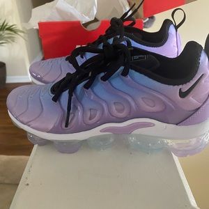 Womens Nike Air VaporMax Plus Lilac/Black/University Blue/Barely Grape Size 8